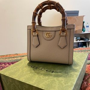 Gucci Diana Mini